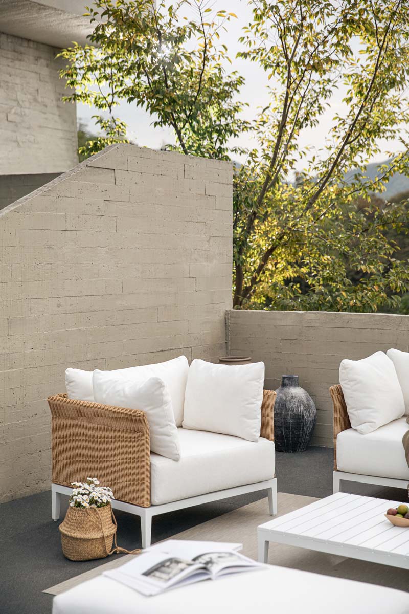 Beachwood 8 piece Seating Set