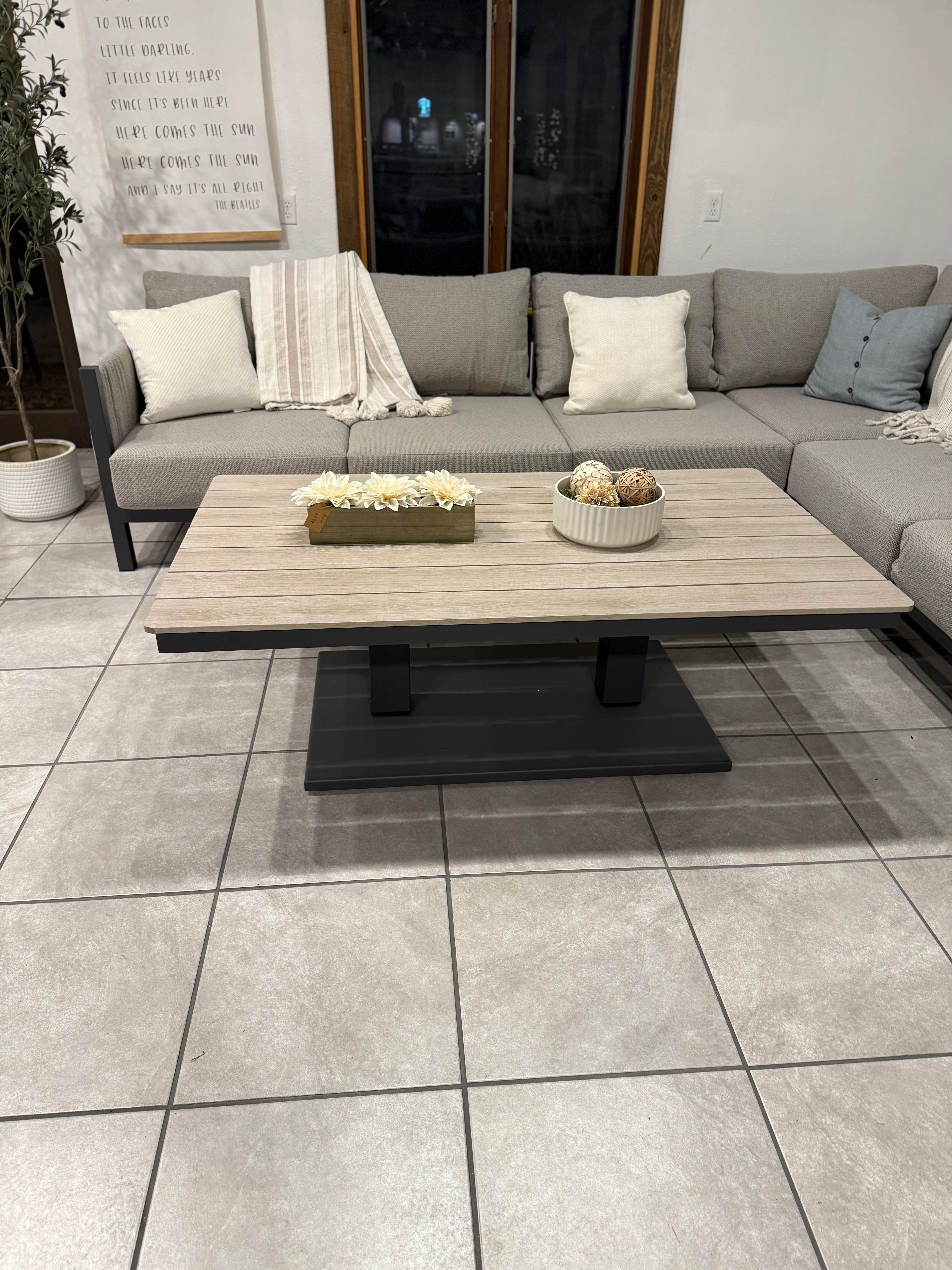 Fairview Sectional - Light