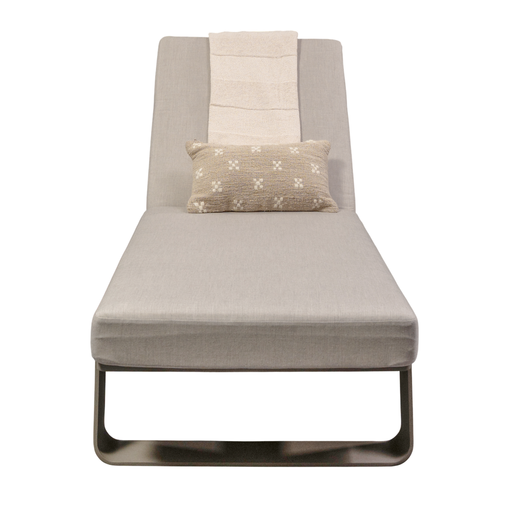 Larkspur Chaise Lounge
