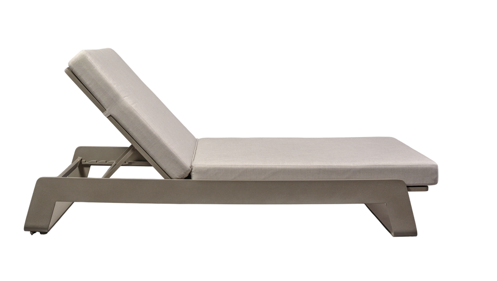 Larkspur Chaise Lounge