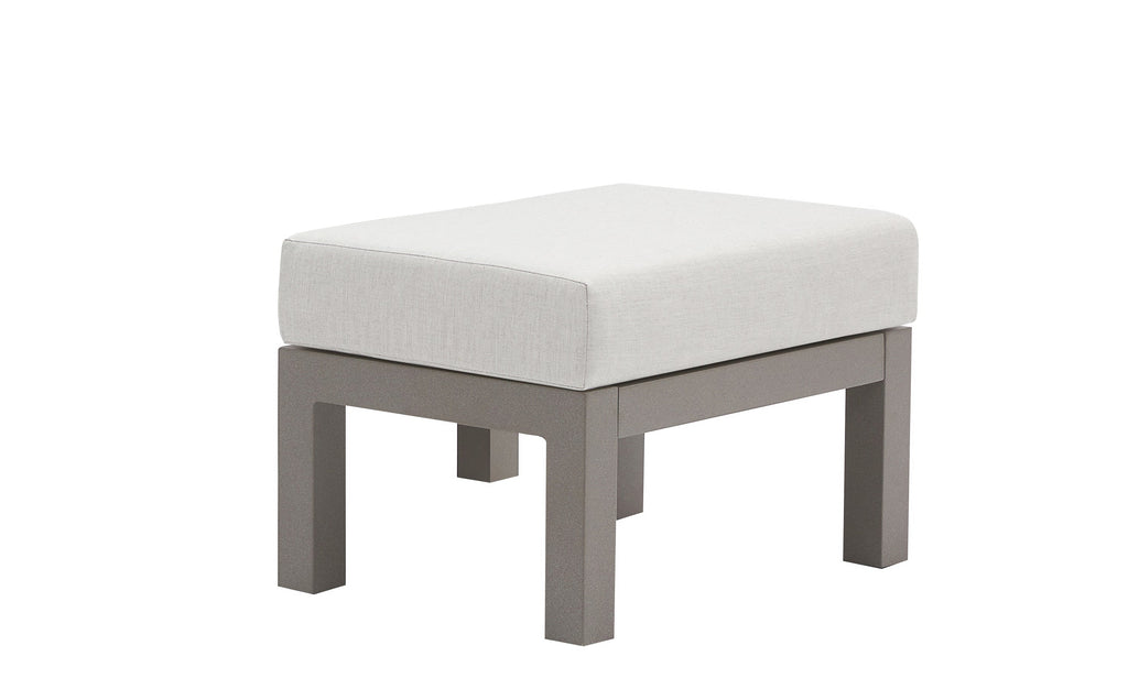 Larkspur 2 Club Chairs & 2 Ottomans
